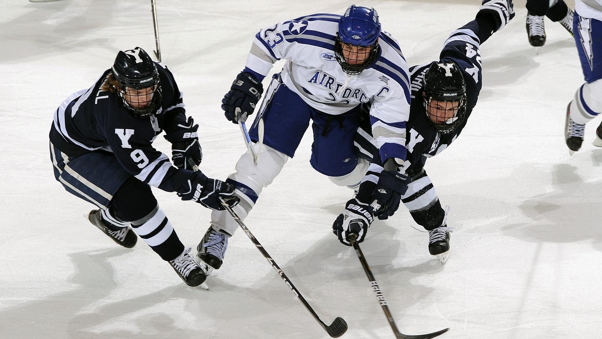 世界杯2026-绝境看C罗！巨星价值在争议中闪光，瑞典闪电战折射现代足球残酷美学